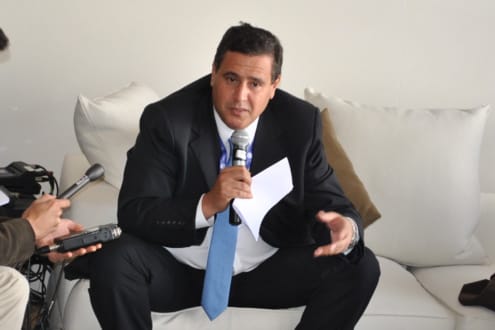 Soupçon de corruption : Aziz Akhannouch répond à José Bové