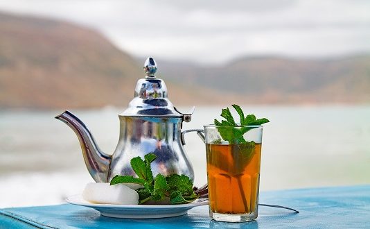 فيروس كورونا: يخزن المغرب واردات الشاي الأخضر كإجراء وقائي