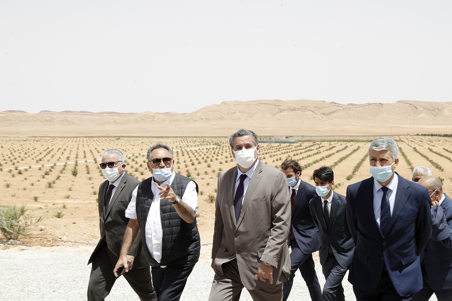 Aziz Akhannouch visite plusieurs projets agricoles à Errachidia