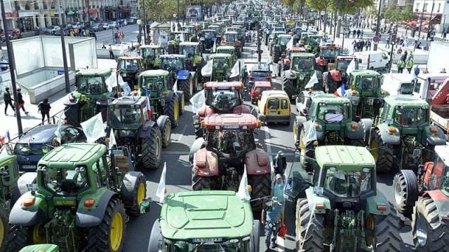France : une série de mesures pour sortir de la crise agricole