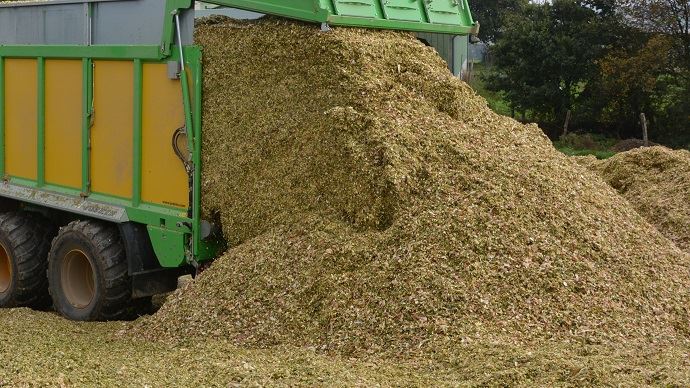 Ensiler 40 hectares en 10 minutes, nouveau record