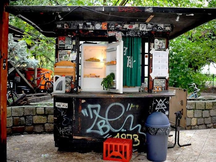 Des frigos en libre-service pour lutter contre le gaspillage alimentaire en Allemagne