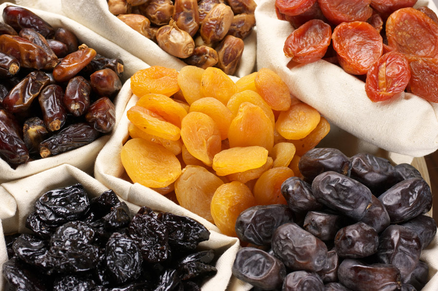 Santé: les fruits secs sont-ils plus riches et caloriques ?