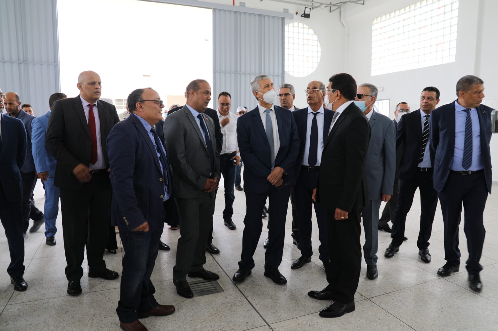 صديقي يزور عدة مشاريع بالجديدة